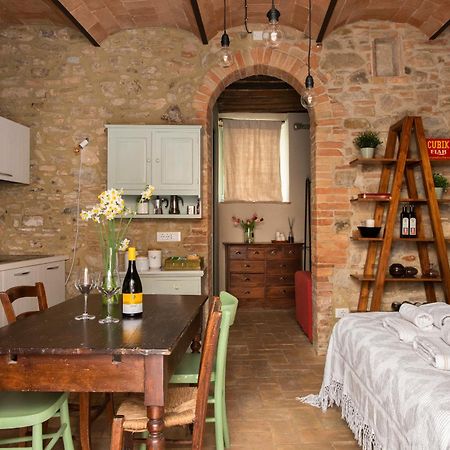 Апартаменти Il Borghetto - La Bottega Di Adele Loft Castelnuovo dell'Abate Екстер'єр фото